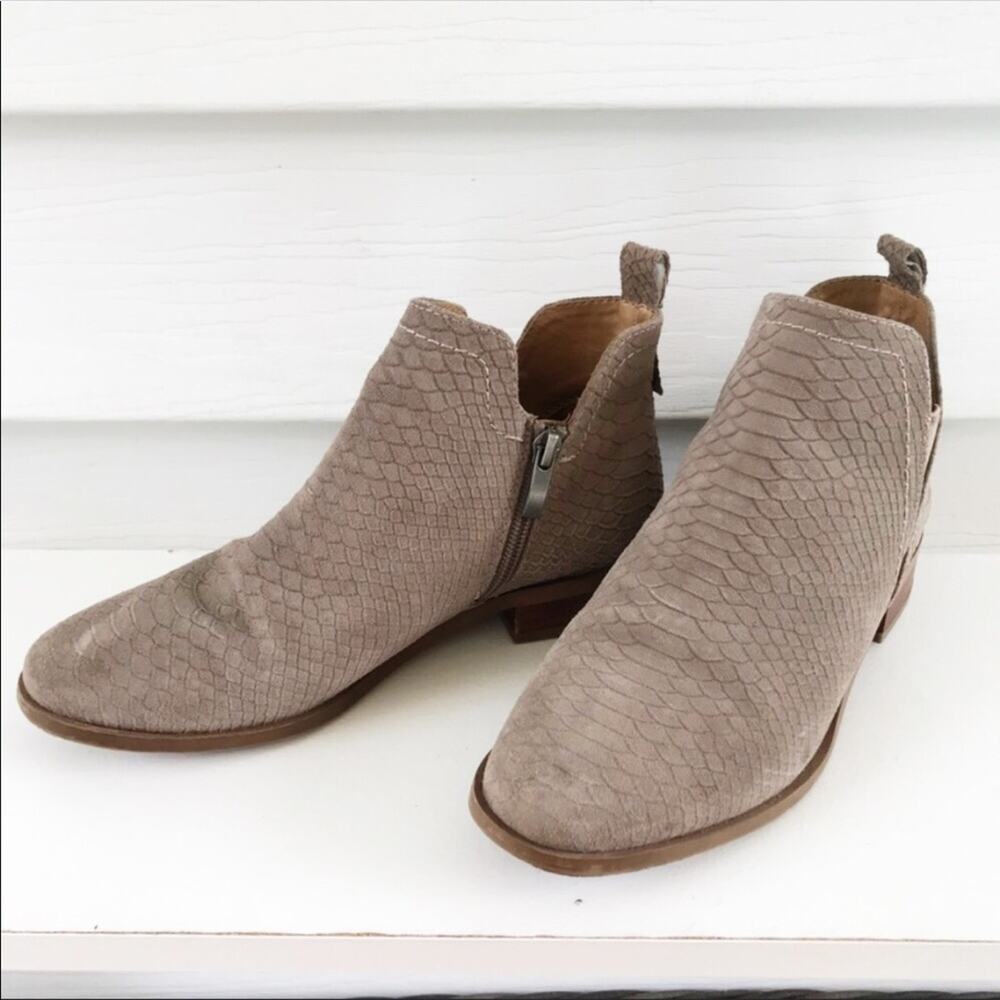 Franco Sarto Rocky Ankle Booties Small Heel Boots Scaly Textured Suede Taupe